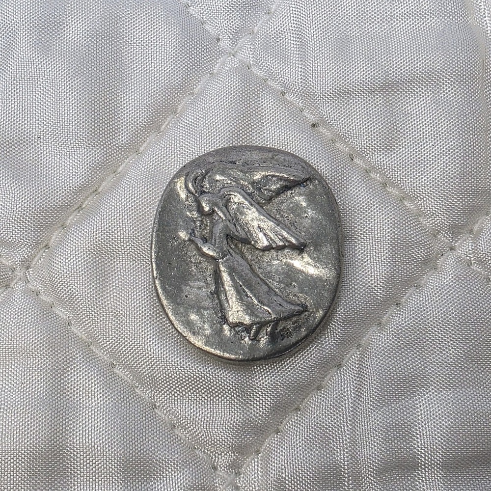 Guardian Angel Pocket Coin‎ • V&K Vilmain & Klinger Pewter • Danforth USA